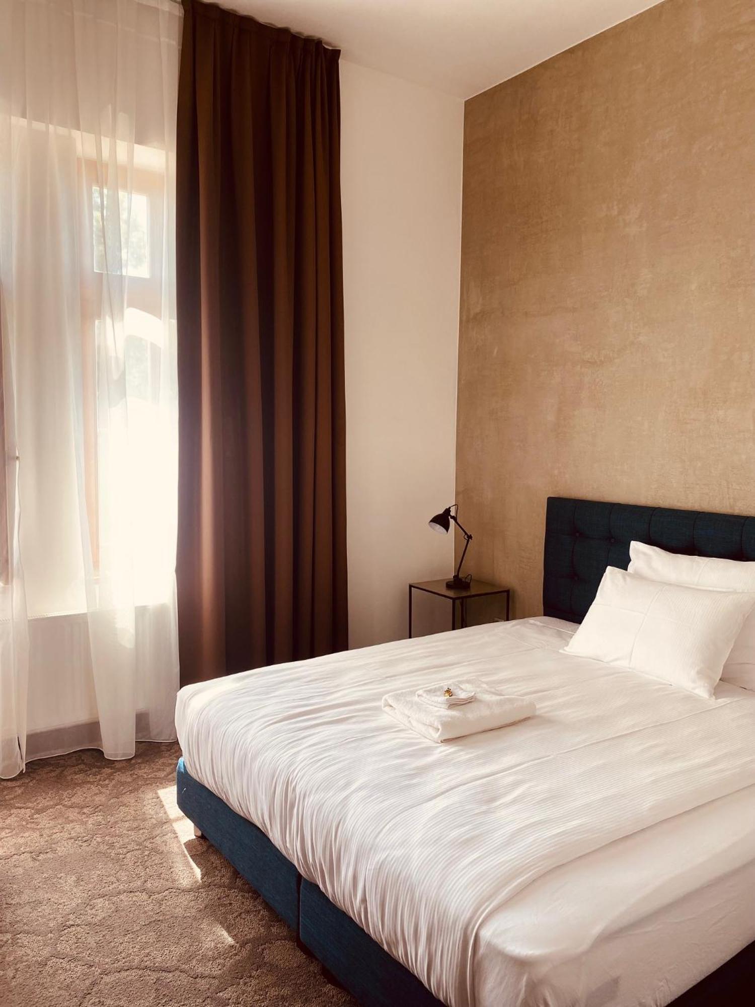 Riverside Hotel Πίλζεν Εξωτερικό φωτογραφία